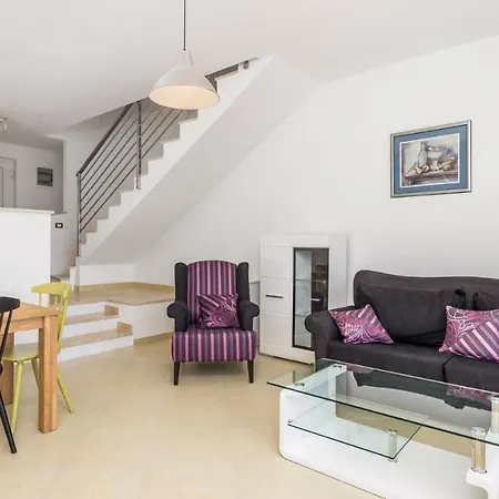 Rona Denis Apartment