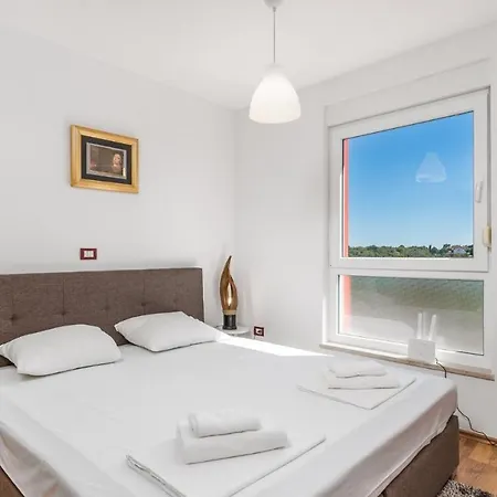 Apartment Rona Denis Umag
