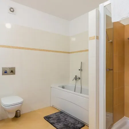 Apartment Rona Denis Umag