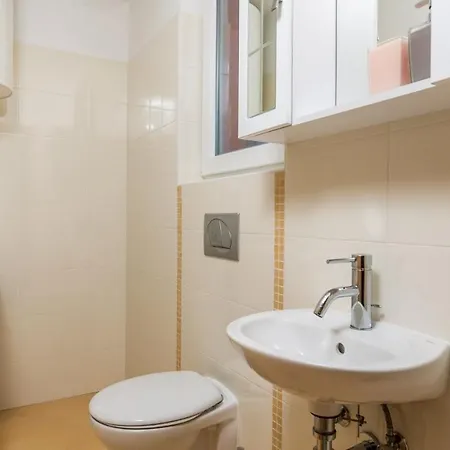 Rona Denis Apartment Umag